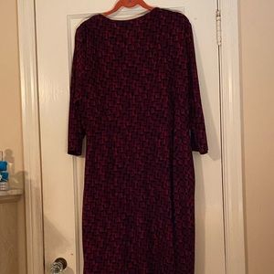 Beautiful burgundy dress size 20w